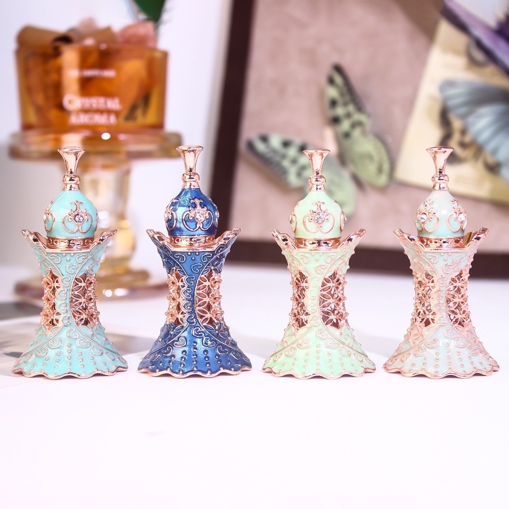スキンケアパーツ 3ml エッセンシャルオイルボトル ドバイ - Luxury Skincare Dubai のレビューと価格